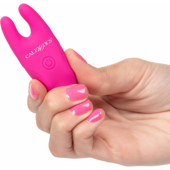 REMOTE CONTROL SILICONE NIPPLE CLAMPS - FUCHSIA