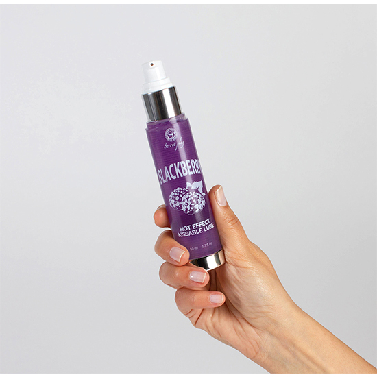 LUBRICANT AND OIL 2 IN 1 HEAT EFFECT BLACKBERRY, 50 ML.